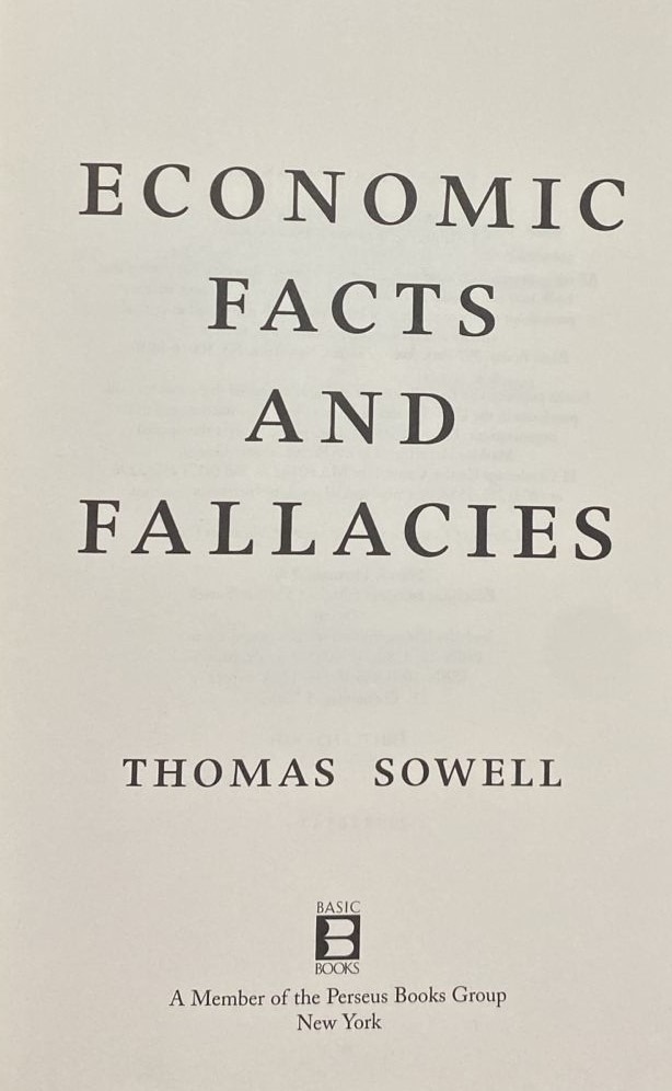 Economic Facts and Fallacies / Tapa Dura