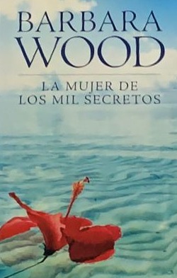 La mujer de los mil secretos