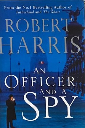 An Officer and a Spy / Tapa Dura