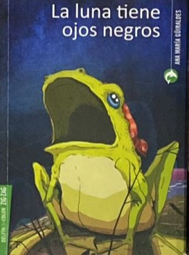 La luna tiene ojos negros