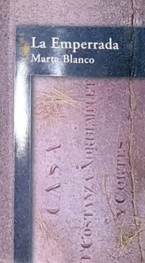 La emperrada