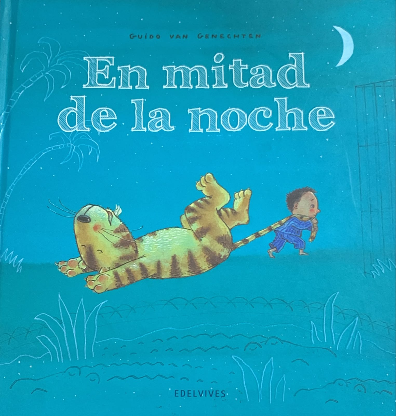 En mitad de la noche / Tapa Dura